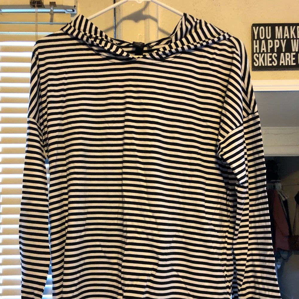 White and black striped hooded long sleeve size S